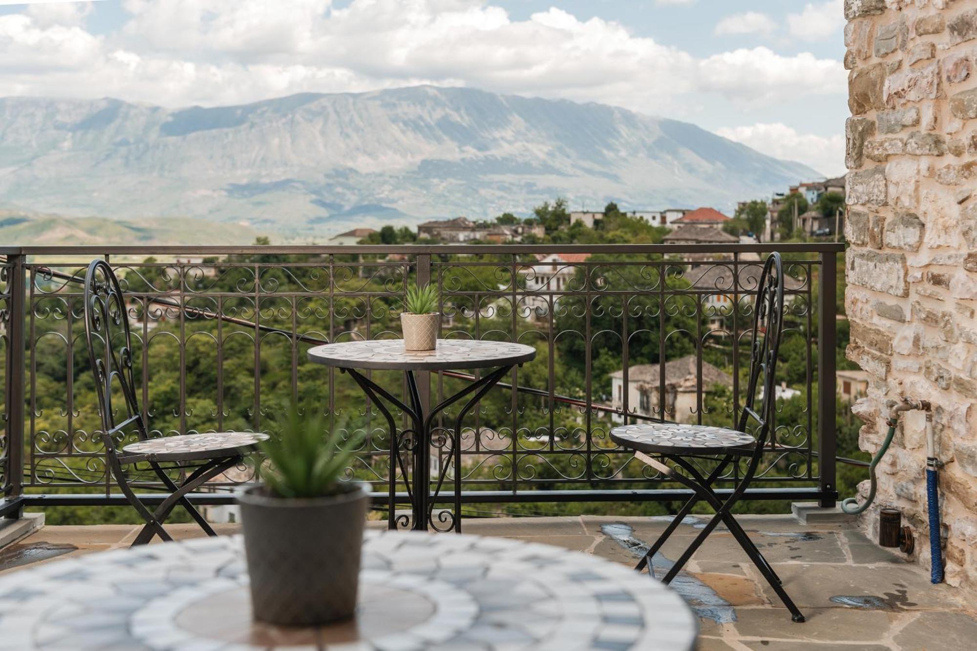 Dam Stone Boutique Hotel Gjirokastër 外观 照片